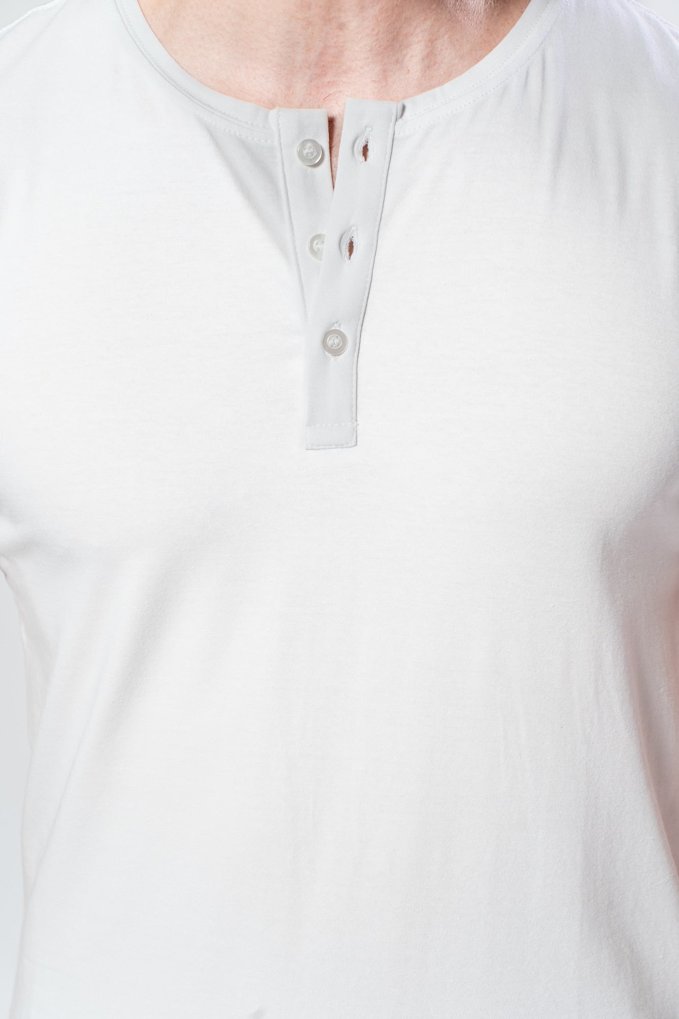Camiseta Henley Nobile — Algodão Egípcio Branca
