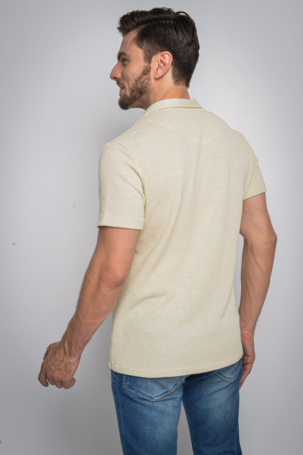 Camisa Gola Cubana Malha Texturizada Off-White