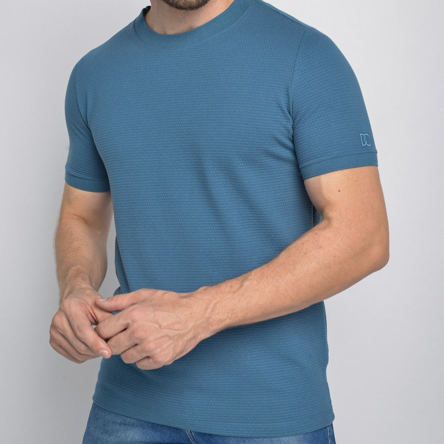 Camiseta Estruturada Azul – Coleção Essência